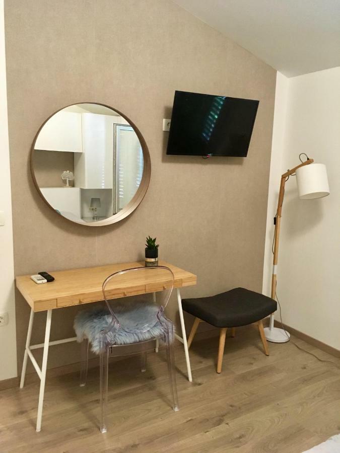 Apartments Besker Makarska Exterior foto